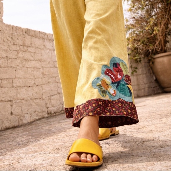 Boho Mustard Linen Jumpsuit S/M | Handmade Floral Patch Wide Leg Hippie Overall - Picture 6 of 15